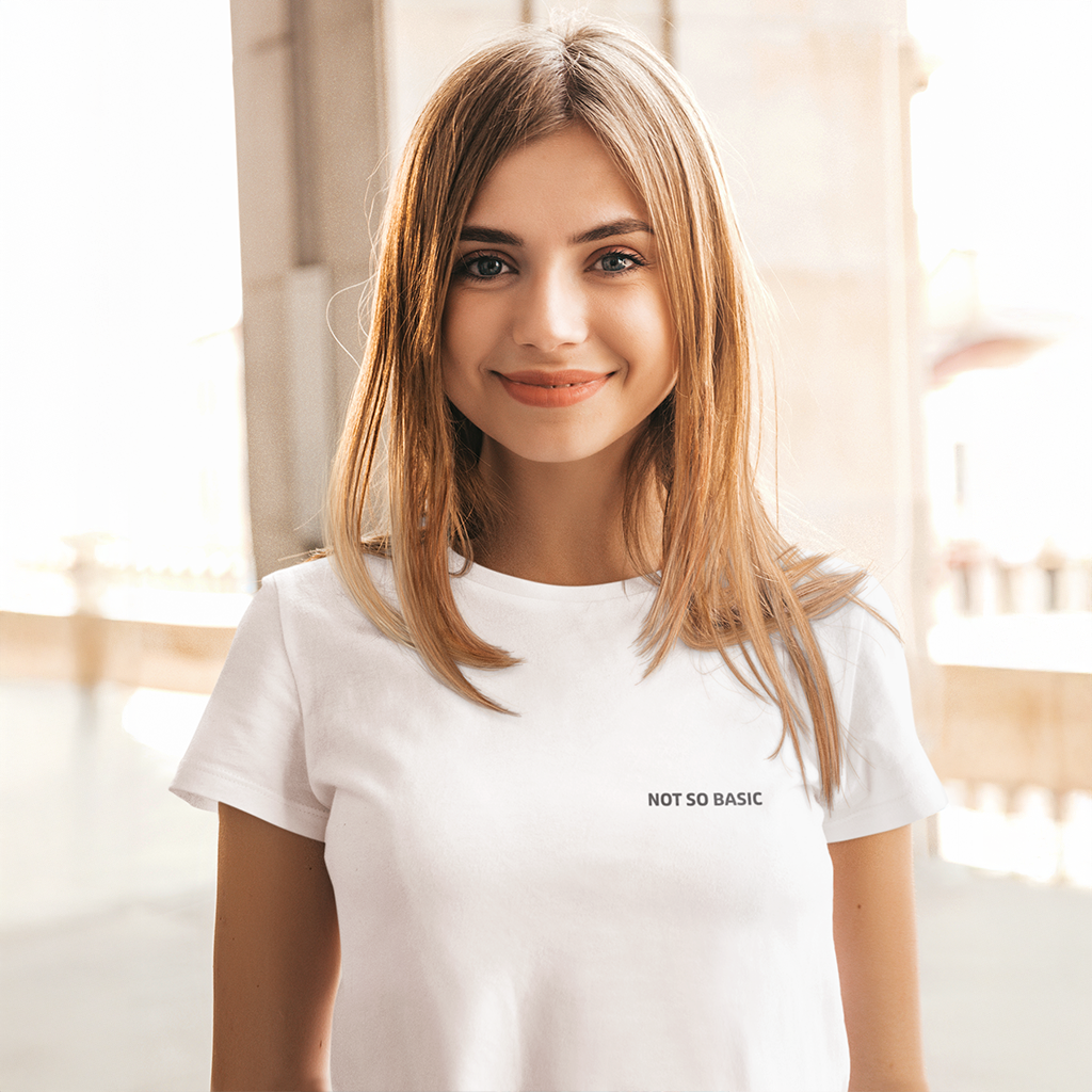 Camiseta - Not so basic