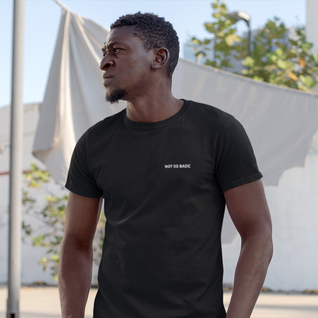 Camiseta - Not so basic