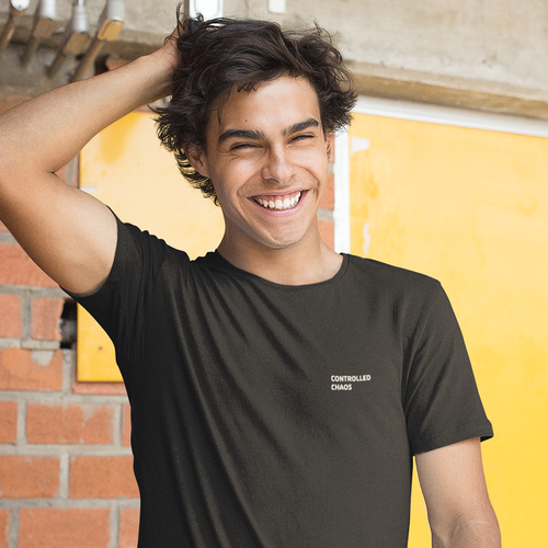 Camiseta - Controlled Chaos