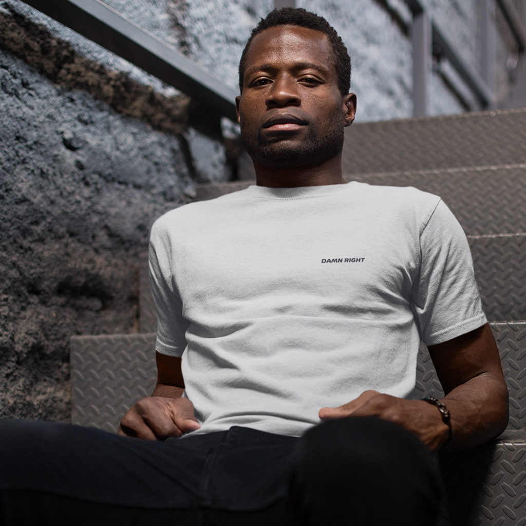 Camiseta - Damn Right