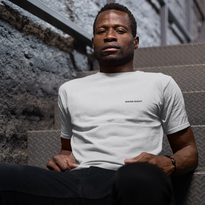 Camiseta - Damn right